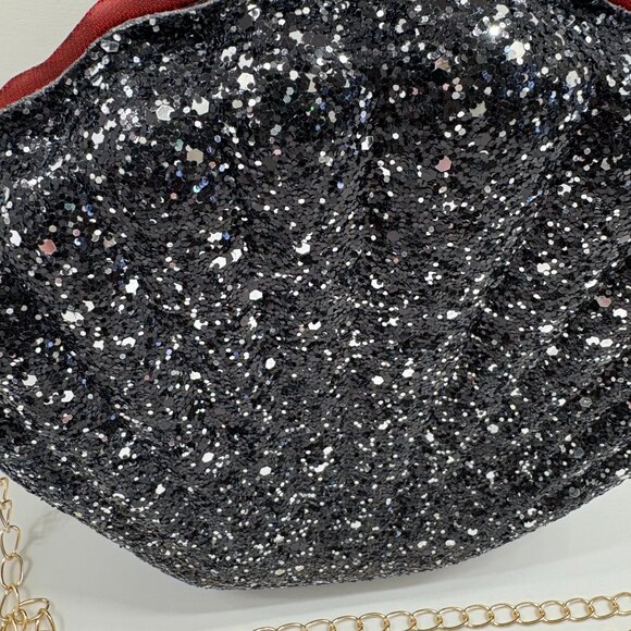Glam Clam /Sparkle Seashell Crossbody Handbag / Shell Purse- Black/Silver - NWT - Picture 9 of 12